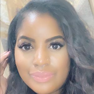 Meet your Posher, Tamora